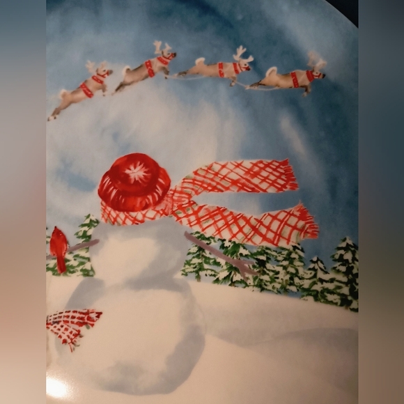 😲 Festive Santa and Reindeer Plates - Picture 9 of 10